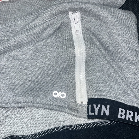 INFINITE PERFORMANCE BRKLYN S Grey Pullover Sleeveless Hooded w/Pocket NWOT $30 - Picture 10 of 13